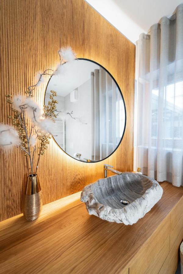 Bor In Bor Luxury Apartment With Sauna & Garden - Kranjska Gora Eksteriør billede
